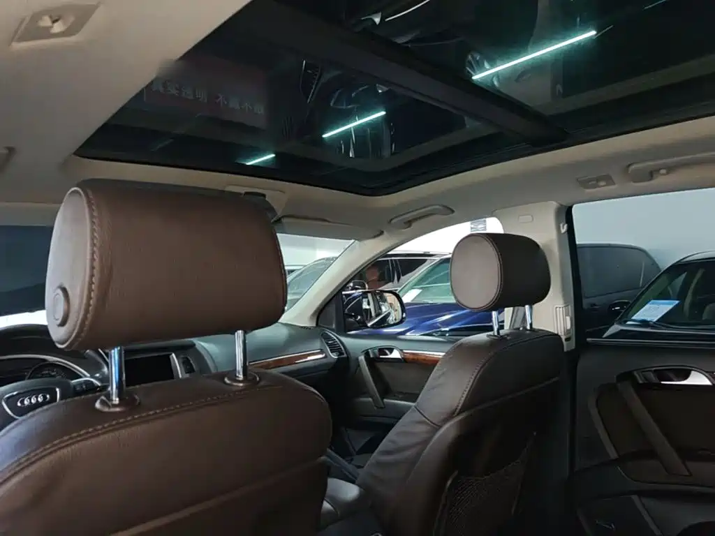 Audi Q7 — миниатюра 18