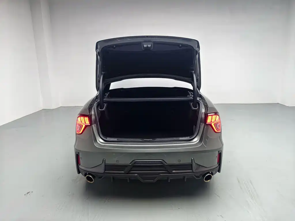 Lynk & Co 03 — миниатюра 7