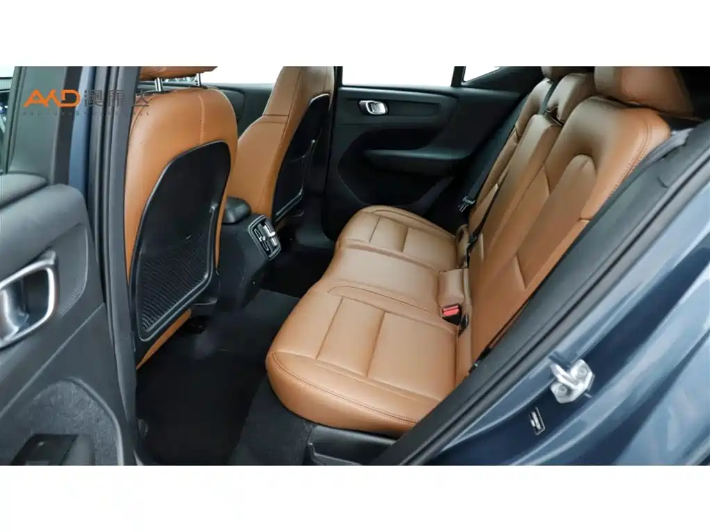 Volvo XC40 2022 T4 Fashion