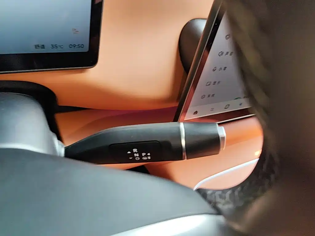 Leapmotor Leapmotor C10 — миниатюра 14