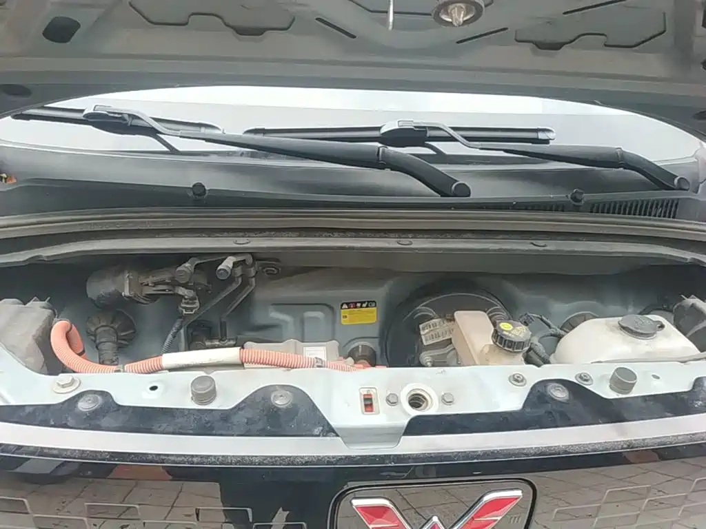 Wuling MINIEV — миниатюра 20