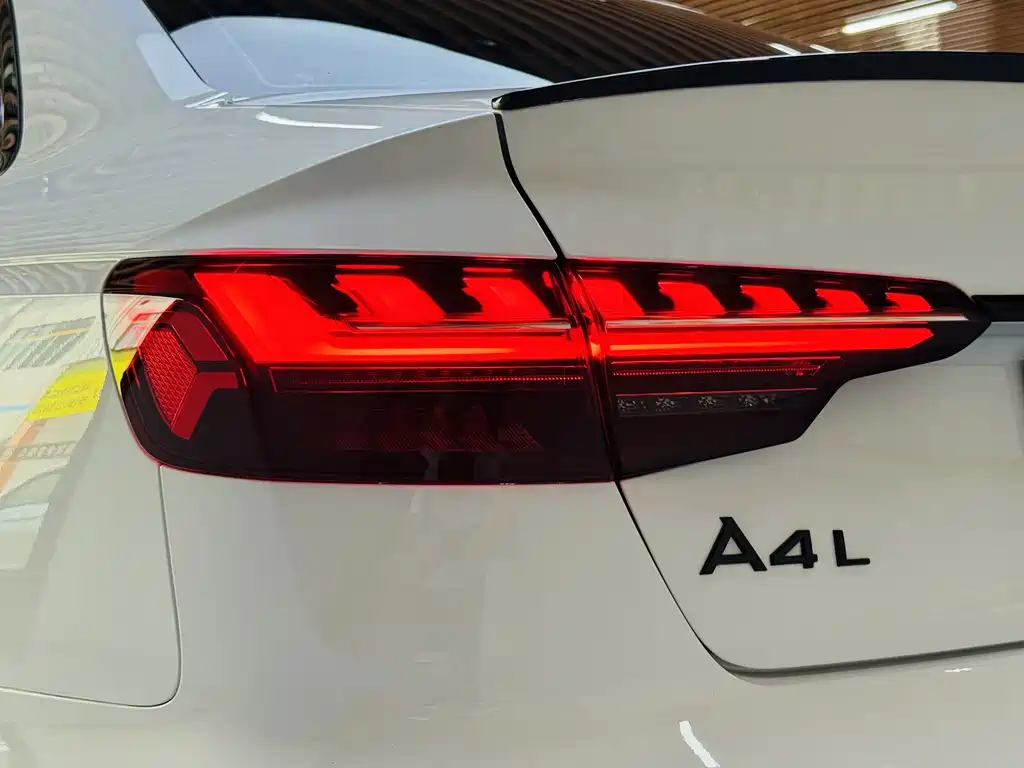 Audi A4L — миниатюра 18