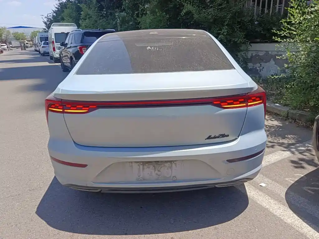Bestune B70 2022 2.0T AT Premium