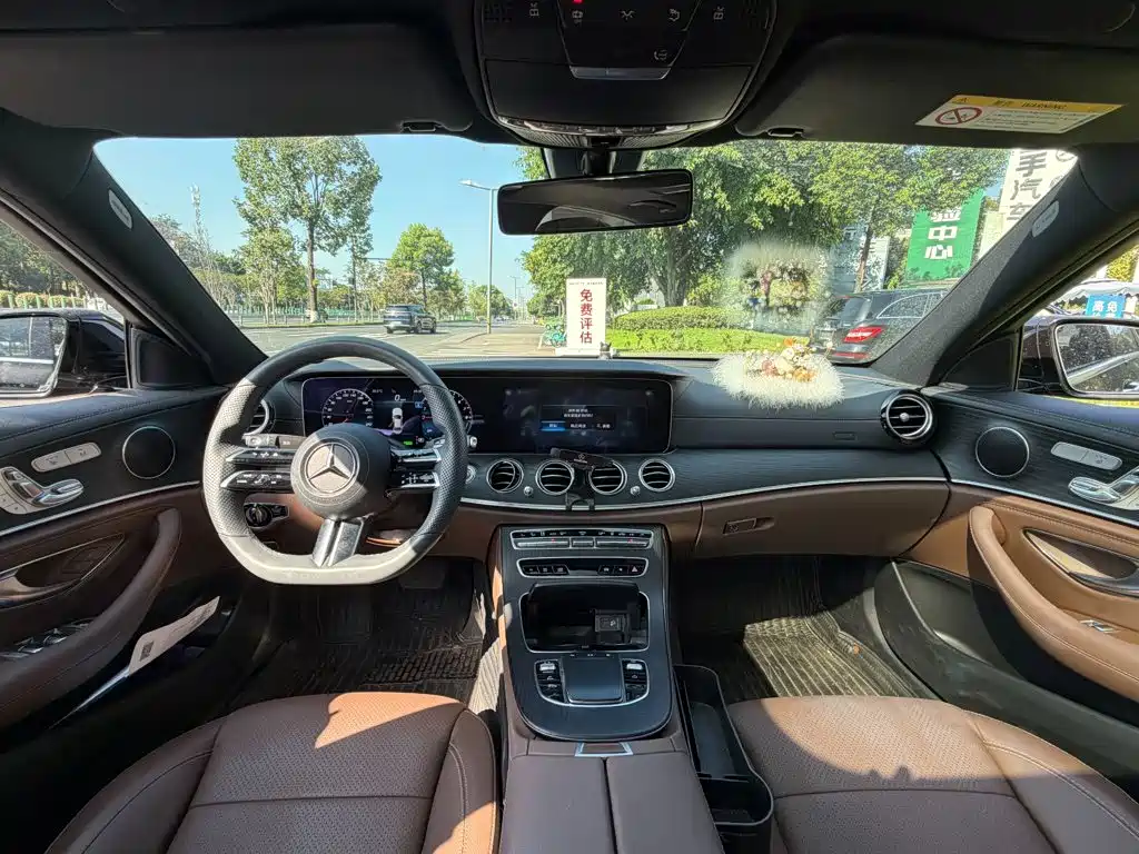 Mercedes-Benz E-Class New Energy — миниатюра 13