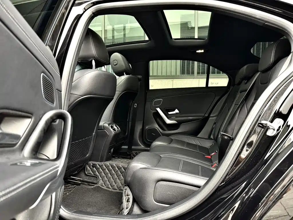 Mercedes-Benz A-Class AMG — миниатюра 7