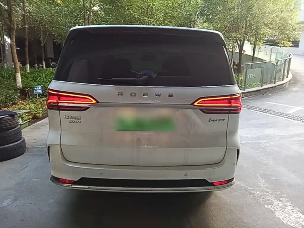 Roewe iMAX8 New Energy — миниатюра 6