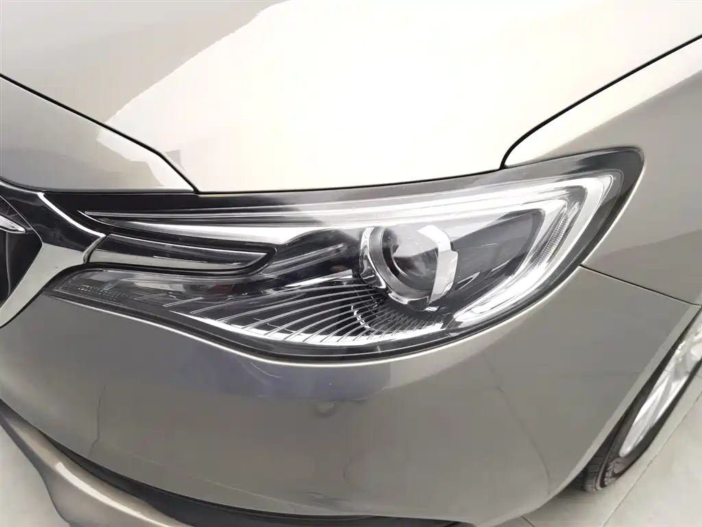 Buick Excelle 2018 15T DCT Elite V