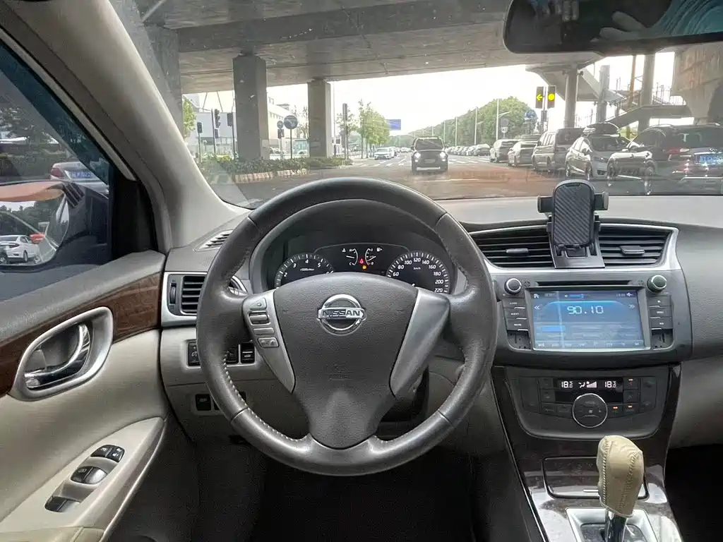 Nissan Sylphy — миниатюра 11