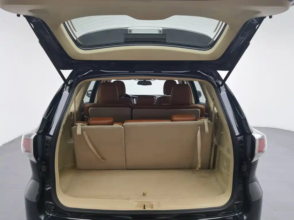 Toyota Highlander — миниатюра 16