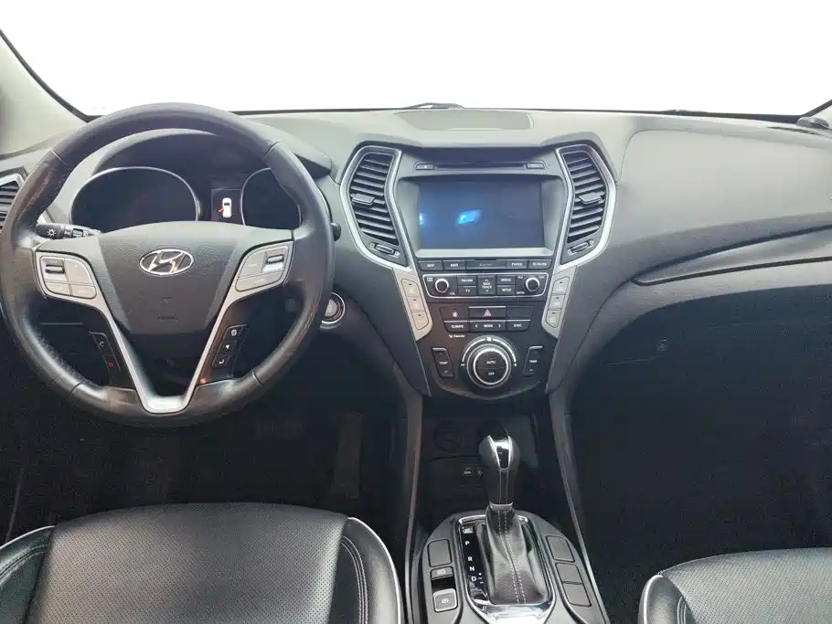 Hyundai Santa Fe — миниатюра 12