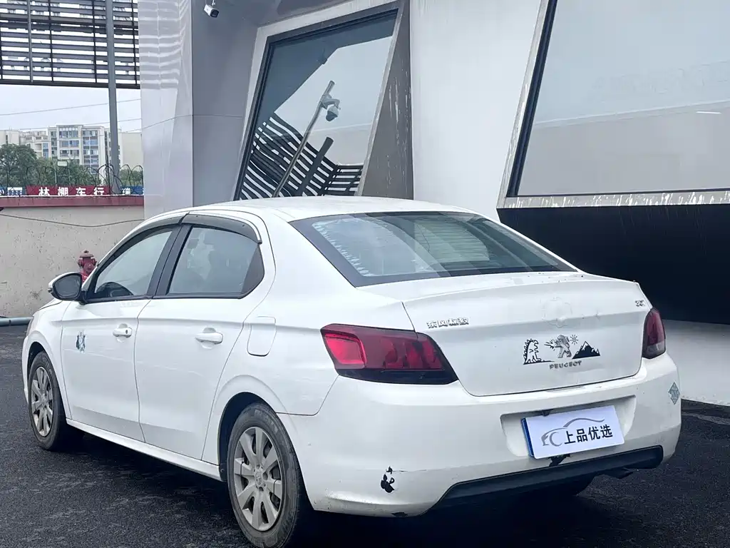 Peugeot 301 — миниатюра 8