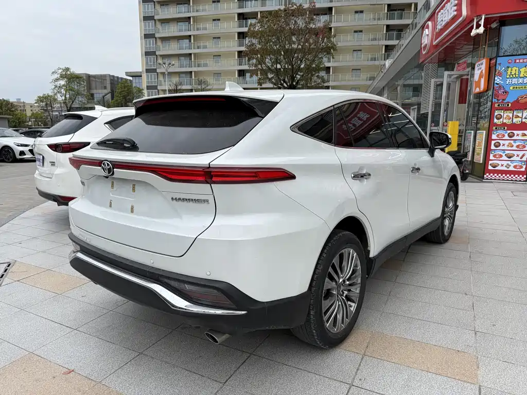 TOYOTA LING FANG HARRIER