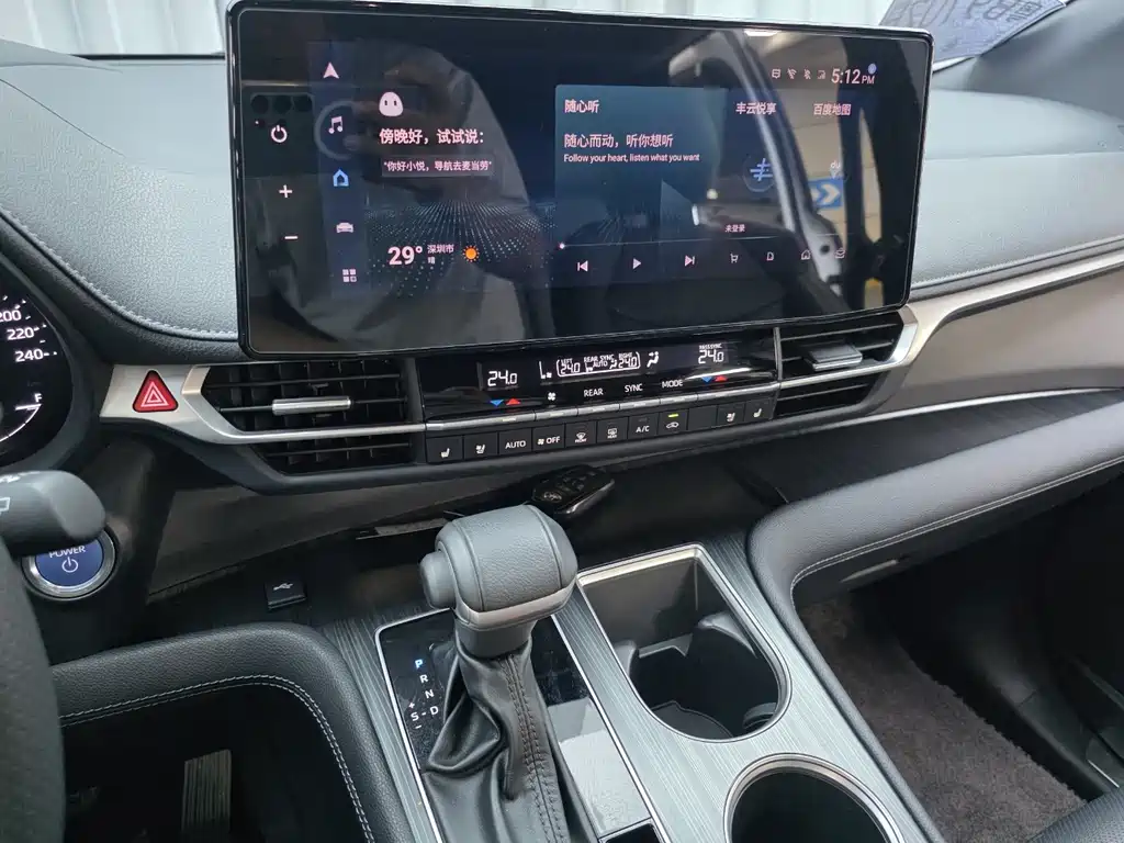 Toyota Sienna — миниатюра 11