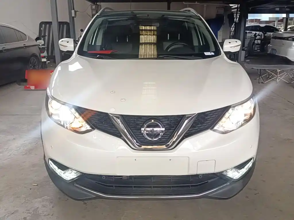 Nissan Qashqai — миниатюра 3