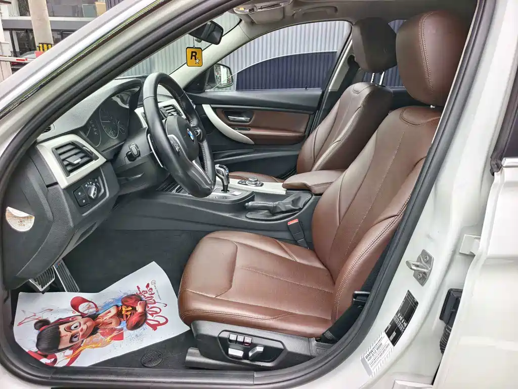 BMW 3 Series — миниатюра 4