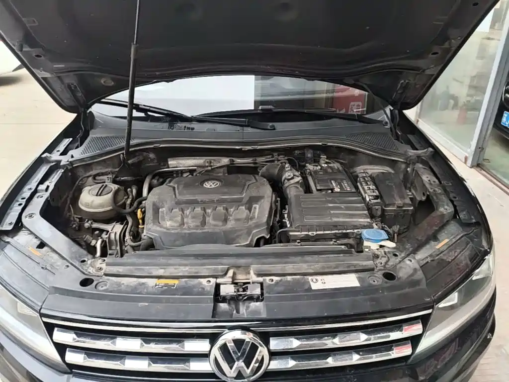 Volkswagen Tiguan L — миниатюра 20