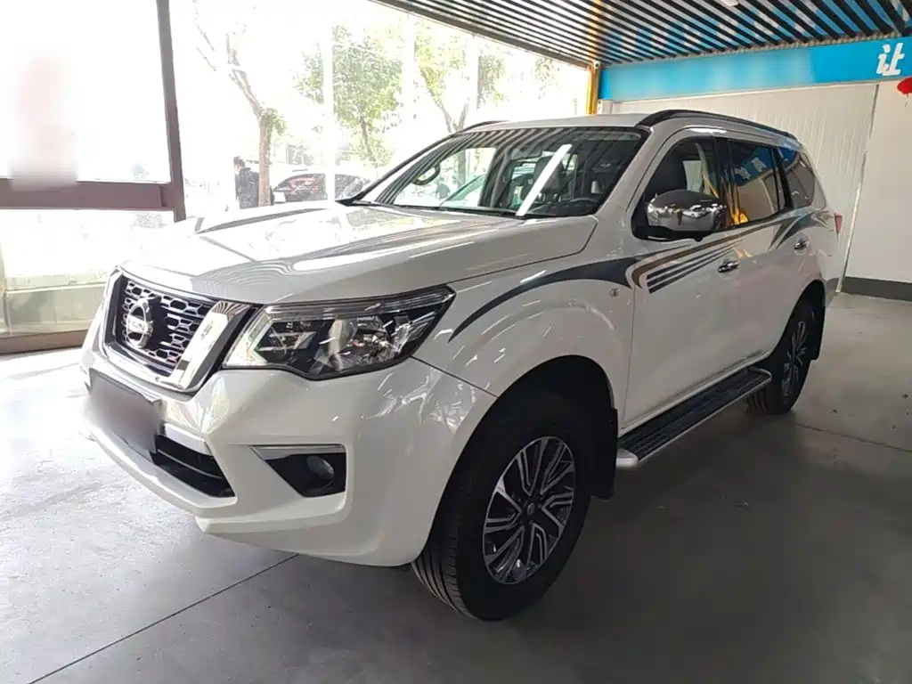 Nissan Terra
