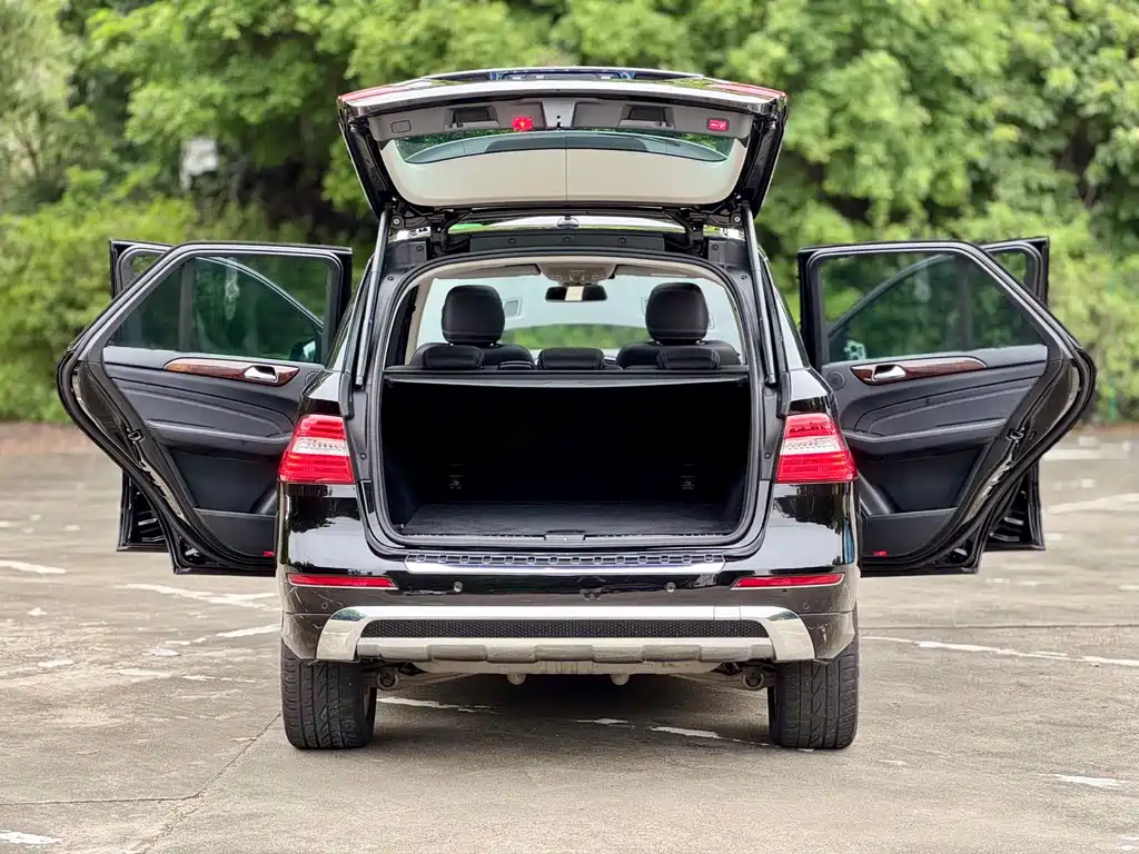 Mercedes-Benz M-Class — миниатюра 14