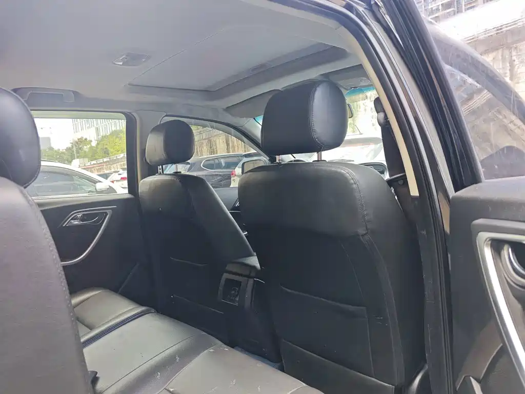 JMC Yusheng S350 — миниатюра 5