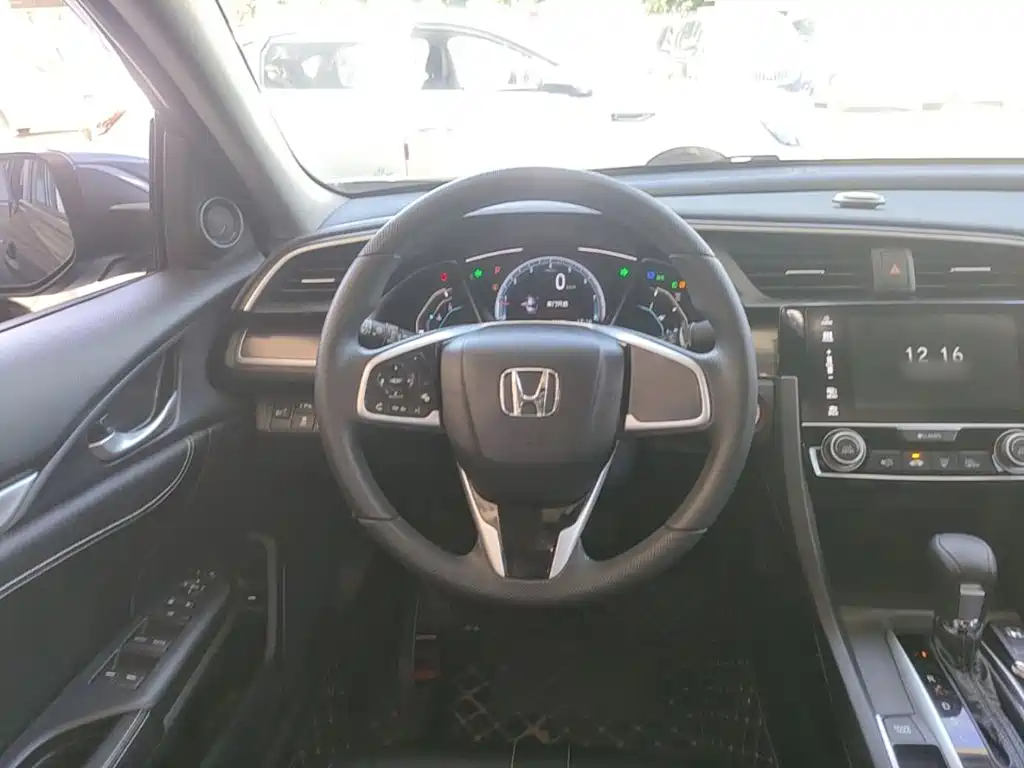 Honda Civic — миниатюра 11