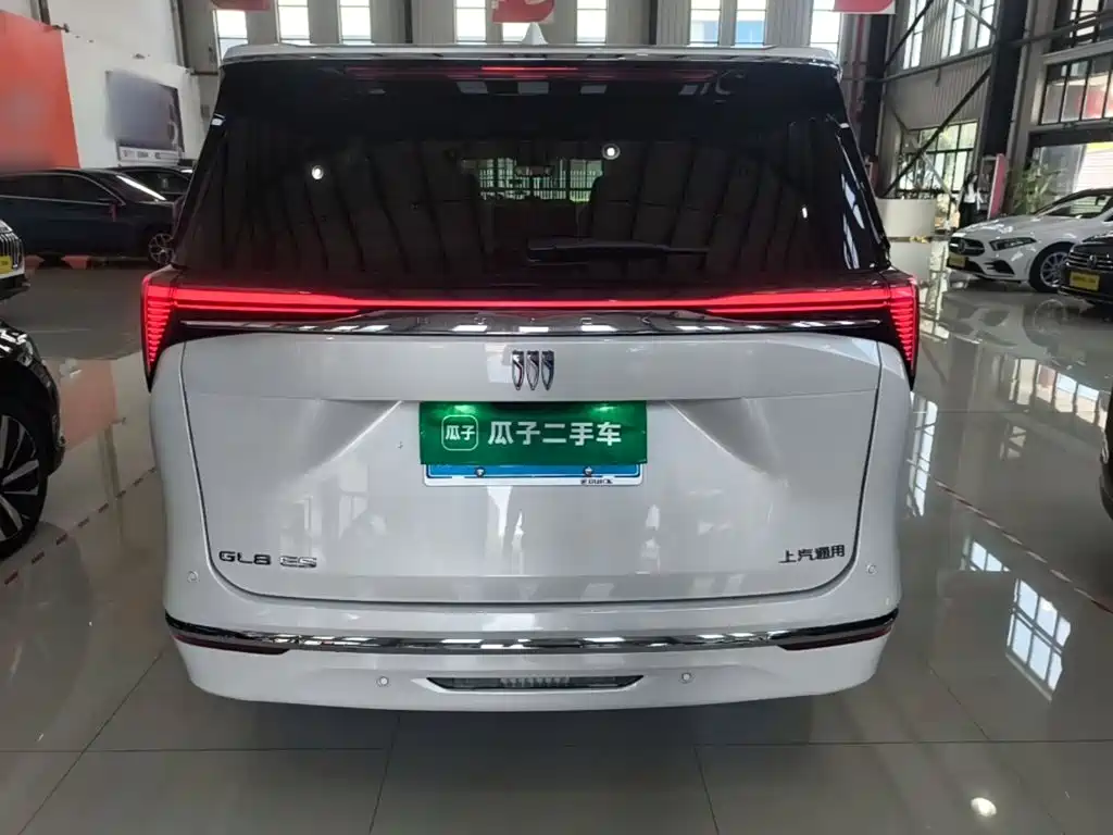 Buick GL8 2025 Premium