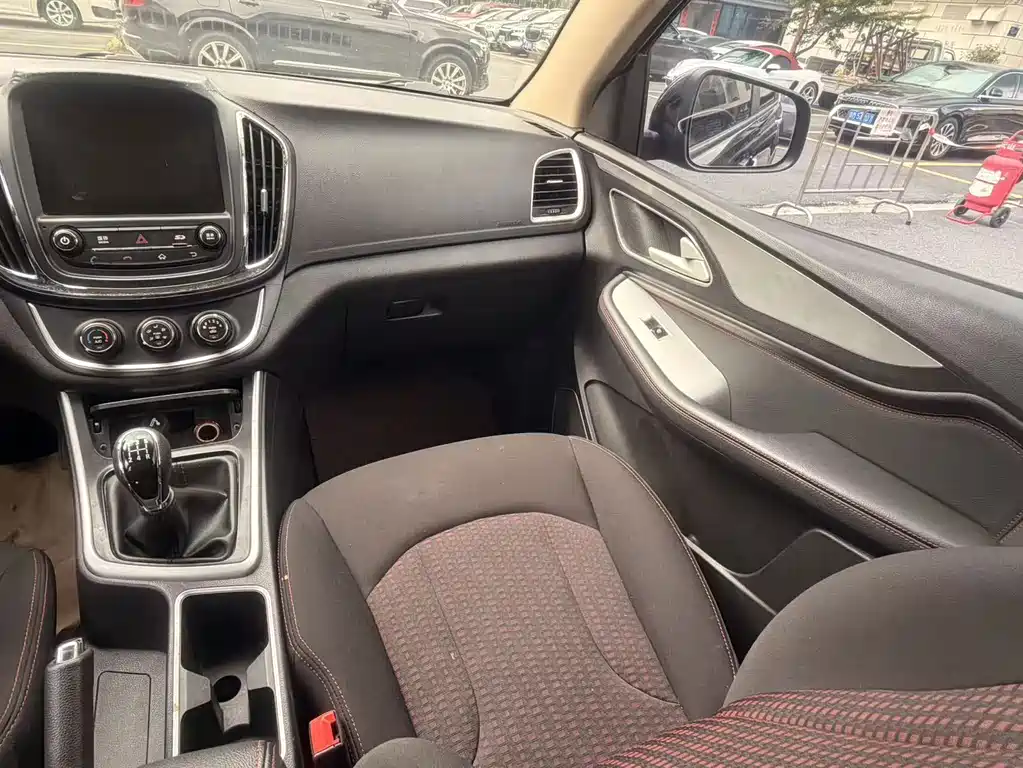 Baojun 560 — миниатюра 17
