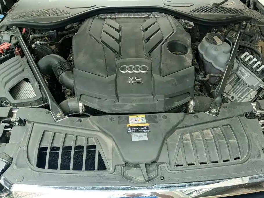 Audi A8 — миниатюра 10
