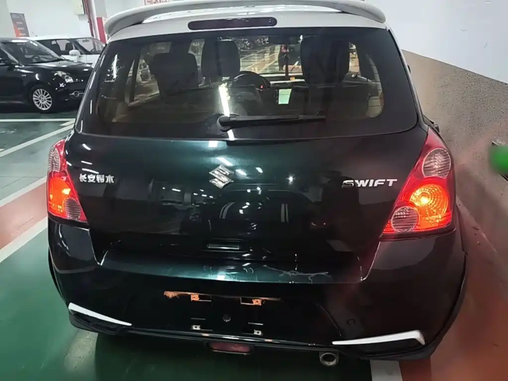 Suzuki Swift — миниатюра 6