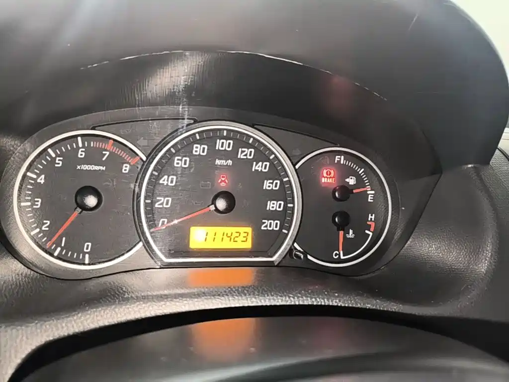 Suzuki Swift — миниатюра 12