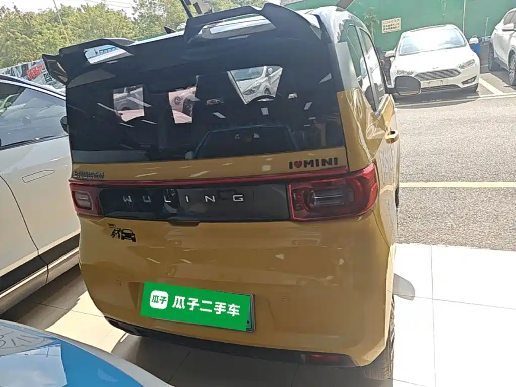 Wuling MINIEV — миниатюра 6