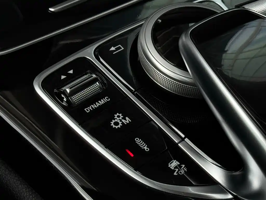 Mercedes-Benz C-Class AMG — миниатюра 13