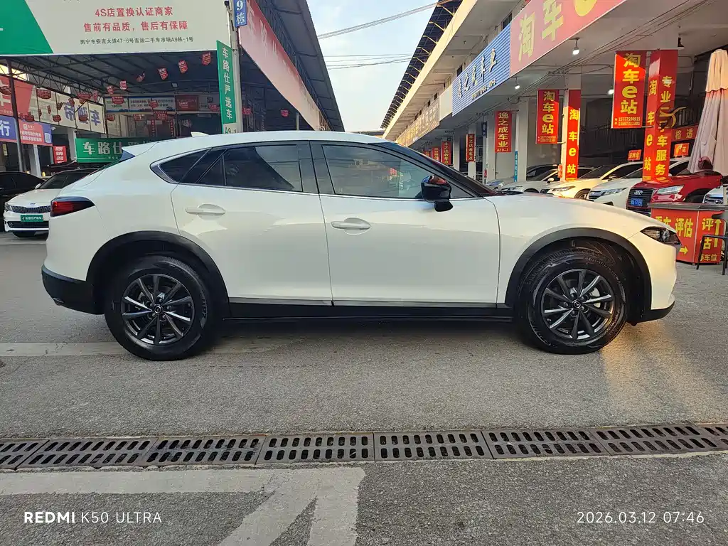 MAZDA CX 4