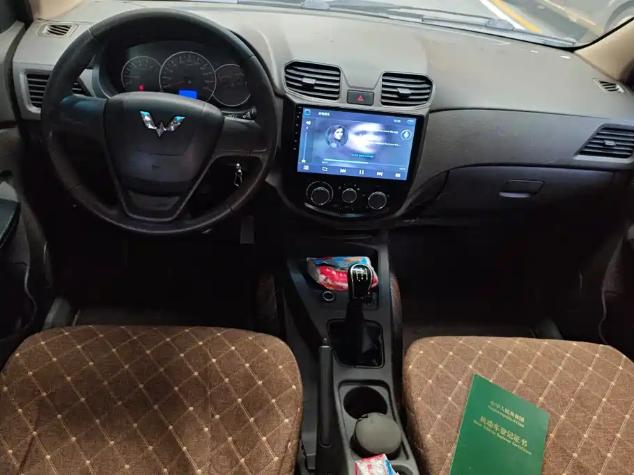 Wuling Hongguang — миниатюра 12