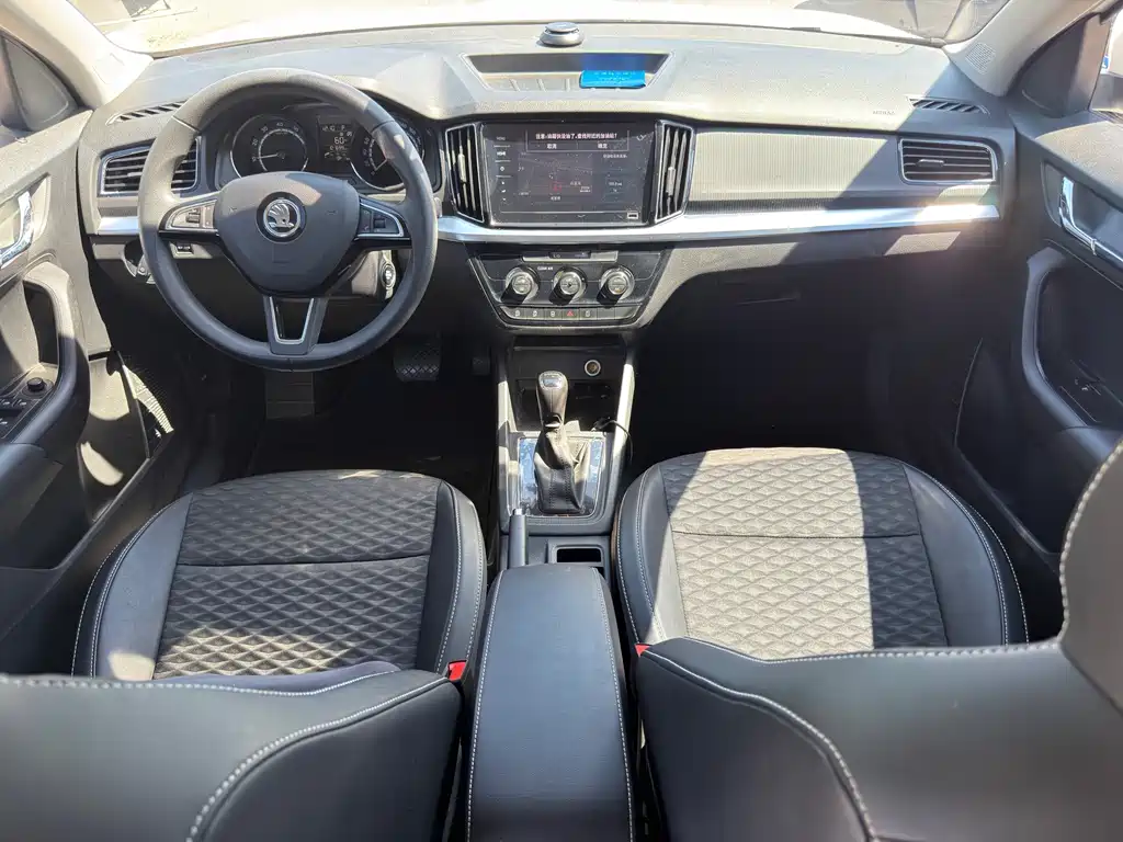 Skoda Kamiq — миниатюра 7