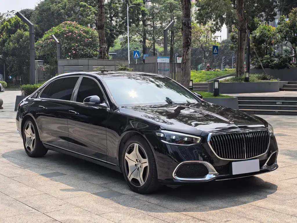Mercedes-Benz S-Class 2023