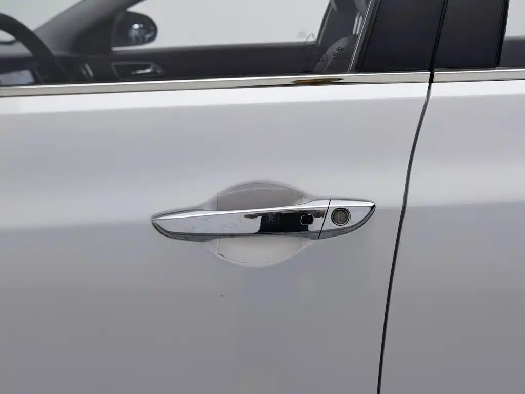 Hyundai Mistra — миниатюра 18