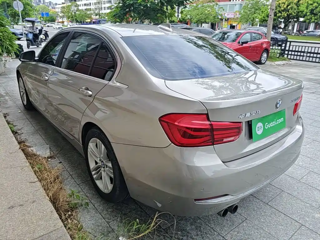BMW 3 Series — миниатюра 5