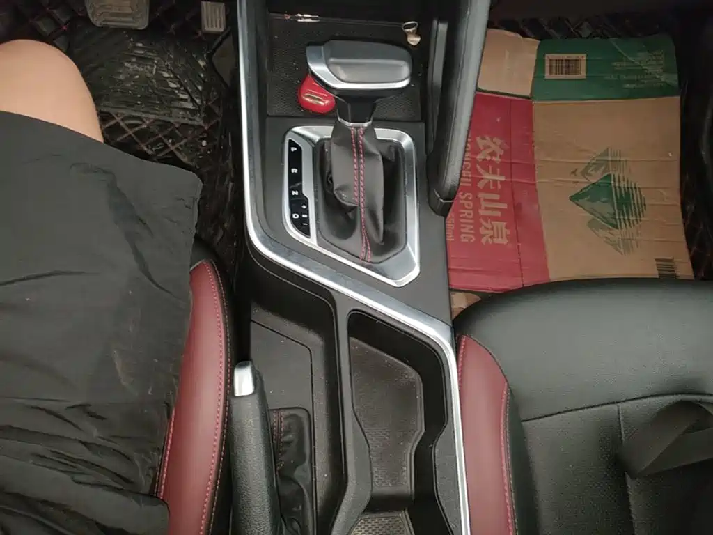 Geely Vision X3 — миниатюра 14