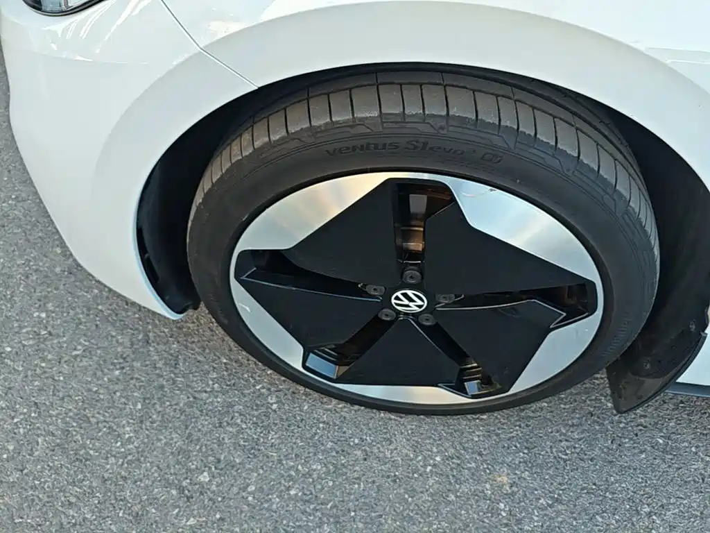 Volkswagen ID.3 — миниатюра 23