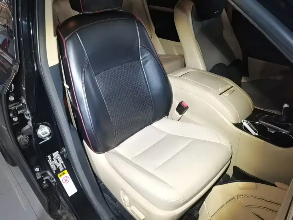 Toyota Highlander — миниатюра 25