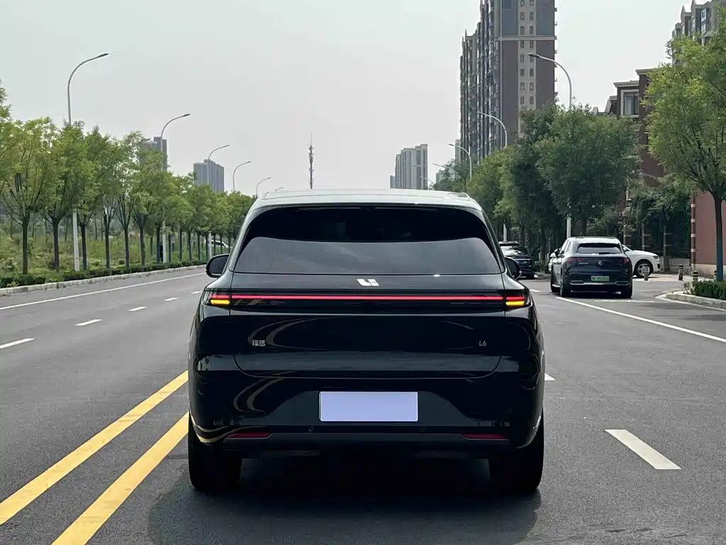 Li Auto L6 2024 Pro