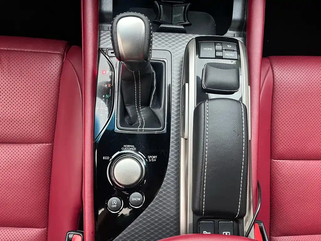 Lexus GS — миниатюра 32