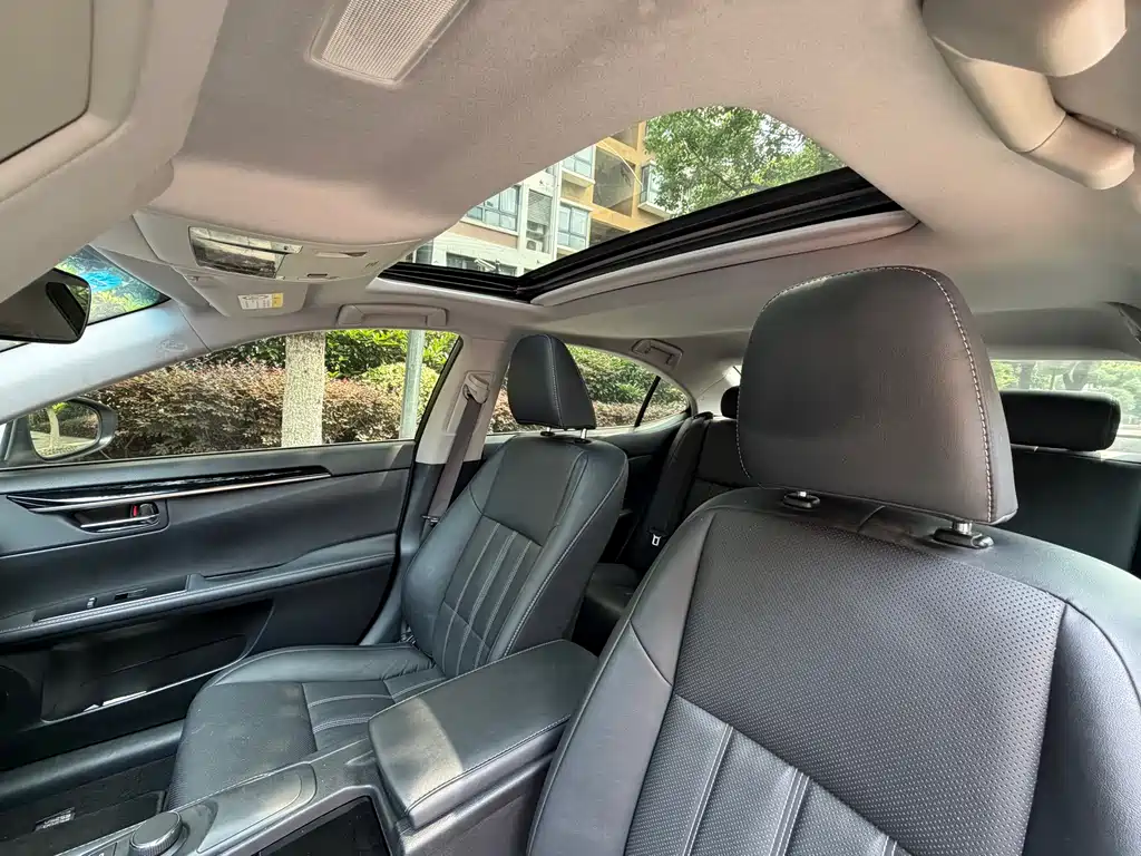 Lexus ES 2015 200 Elite