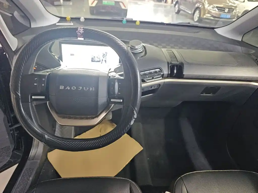 Baojun KiWi EV — миниатюра 10