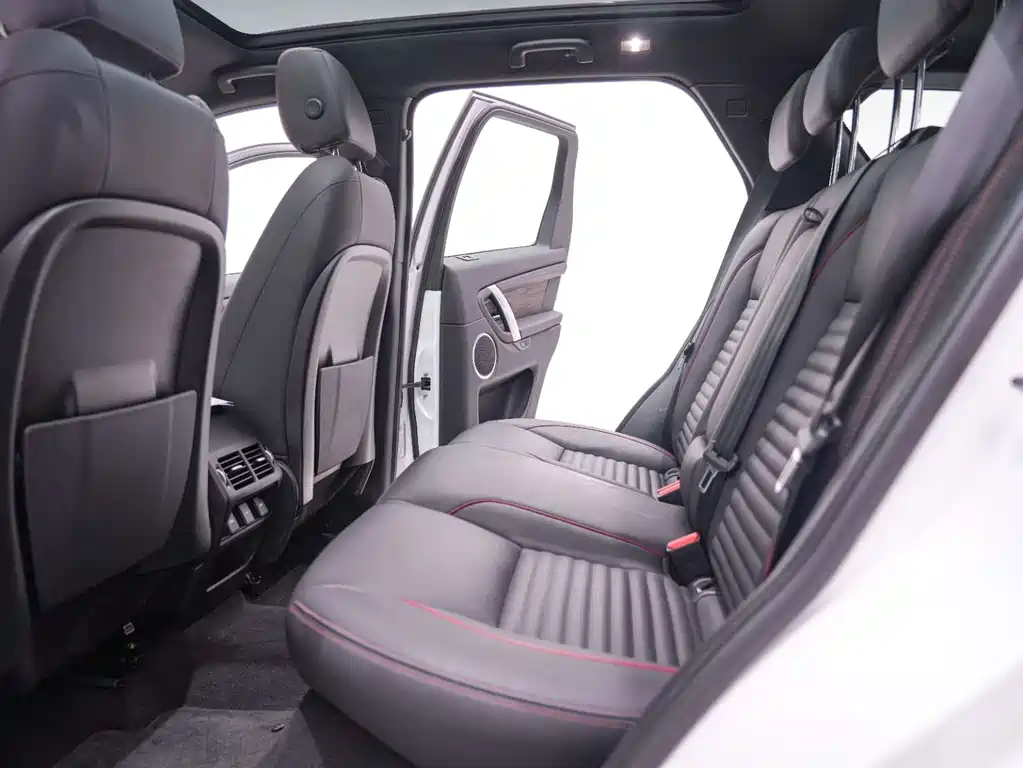 Land Rover Discovery Sport — миниатюра 23