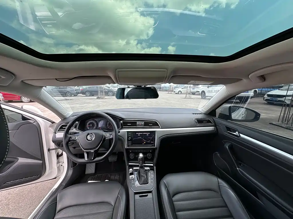 Volkswagen Lamando — миниатюра 12