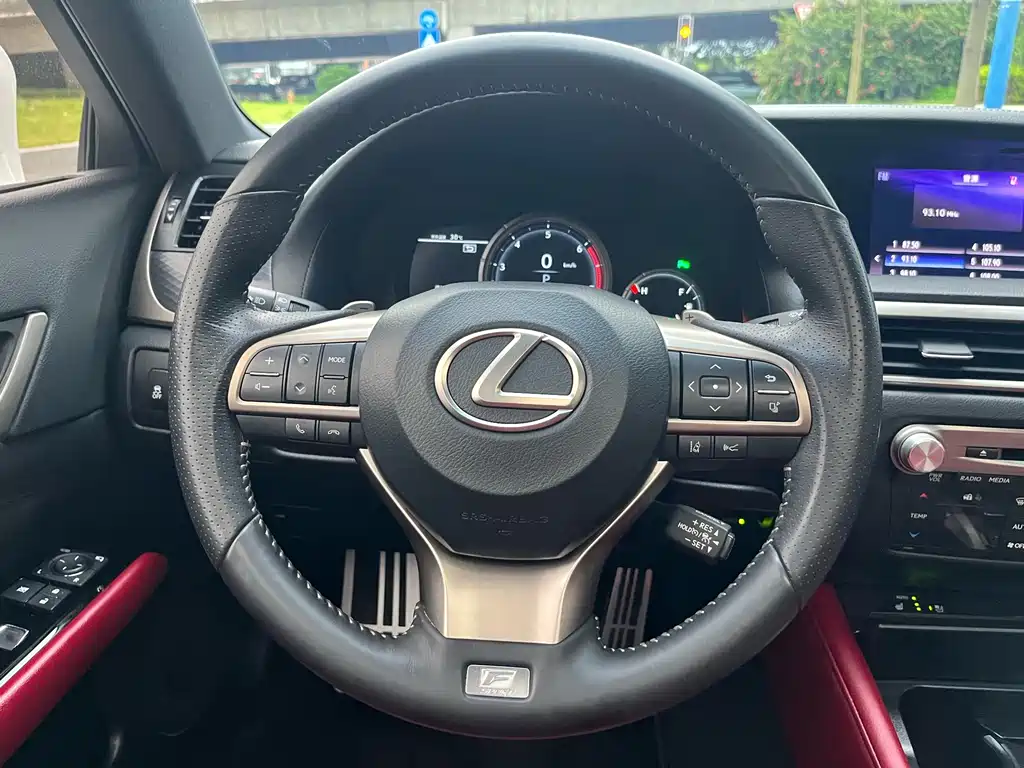 Lexus GS — миниатюра 18