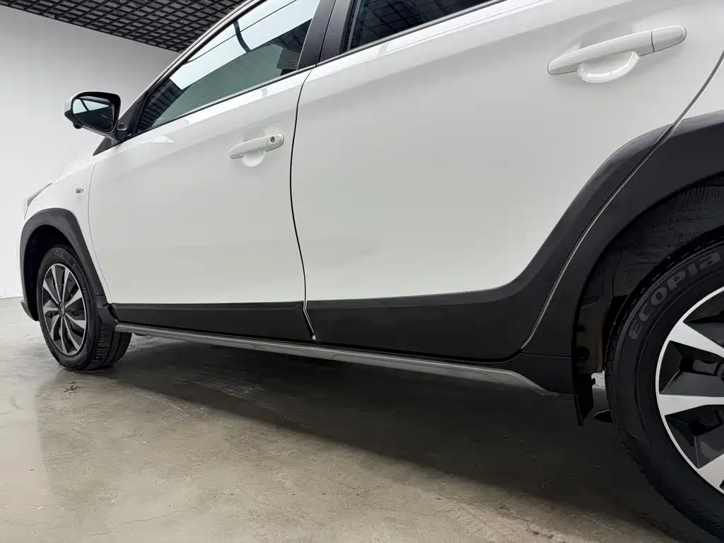 Toyota Yaris L Zhixuan X 1.5L CVT Leading PLUS Edition, фото 31