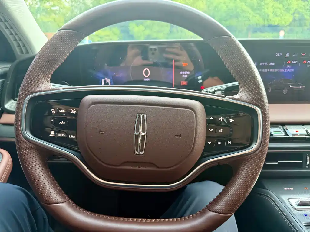 Lincoln Z — миниатюра 12