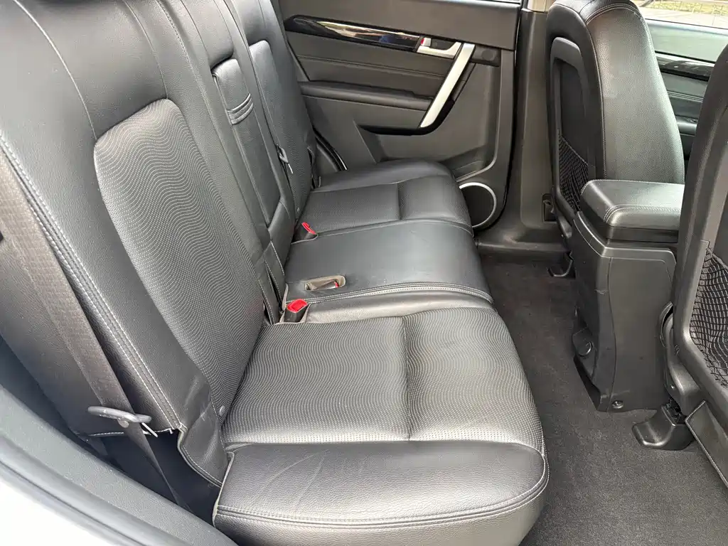 Chevrolet Captiva — миниатюра 14